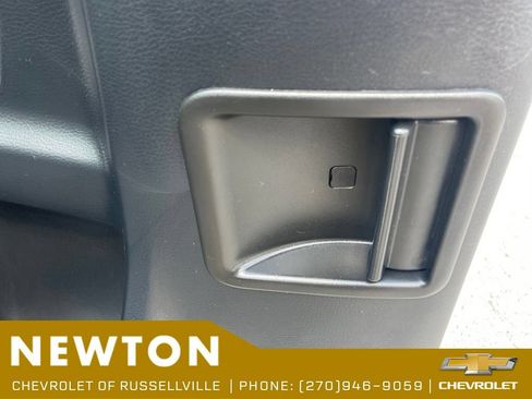 Used 2022 Toyota Tacoma SR5 w/ SR5 Appearance Package (SM) AWD/4WD image 29
