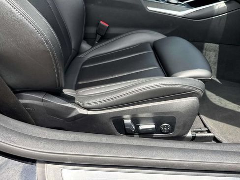 Used 2024 BMW 430i Convertible RWD image 12