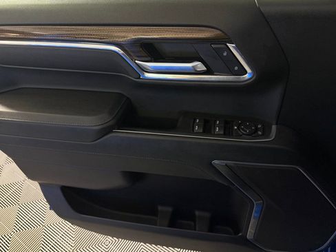 Used 2024 Chevrolet Silverado 1500 RST image 27