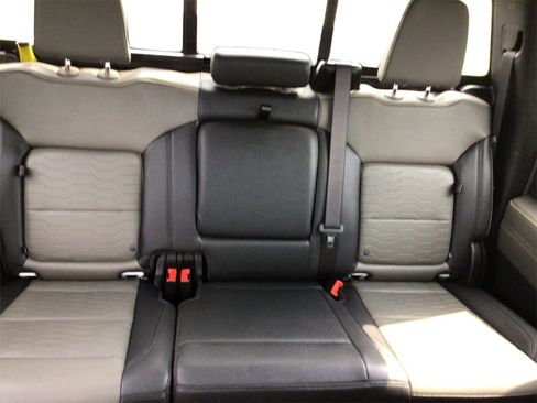 Used 2025 Chevrolet Silverado 2500 ZR2 w/ ZR2 Bison Edition image 15