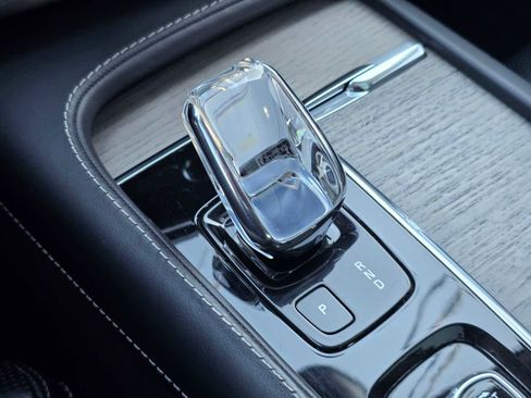 Used 2020 Volvo XC90 T8 Inscription image 38