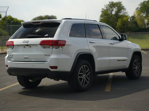 Used 2017 Jeep Grand Cherokee Limited w/ Luxury Group II AWD/4WD image 5