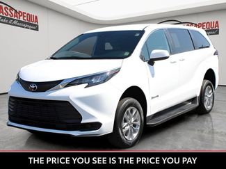 Used 2026 Toyota Sienna LE FWD video 1