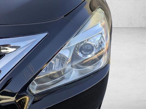 Used 2013 Nissan Altima 2.5 SL w/ Technology Pkg image 9