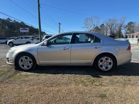 Used 2011 Ford Fusion SE w/ 202A Rapid Spec Order Code image 4
