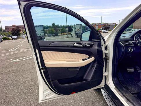 Used 2016 Mercedes-Benz GLE 450 4MATIC Coupe image 9