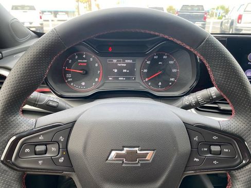 Used 2024 Chevrolet Trax RS w/ Driver Confidence Package FWD image 25