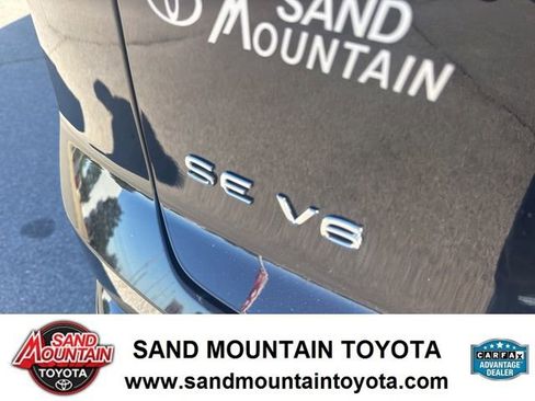 Used 2023 Volkswagen Atlas Cross Sport SE w/ Black Wheel Package image 8