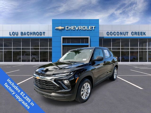 Used 2024 Chevrolet TrailBlazer LS w/ LS Convenience Package FWD image 4