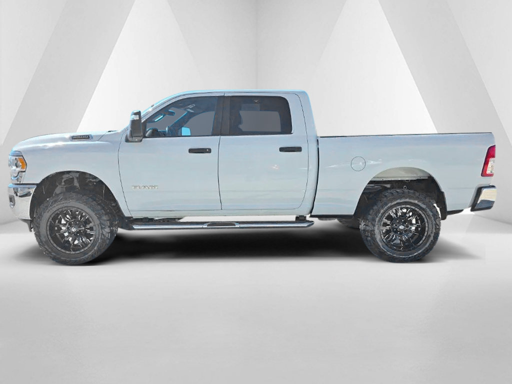 Used 2024 RAM 2500 Big Horn AWD/4WD image 9