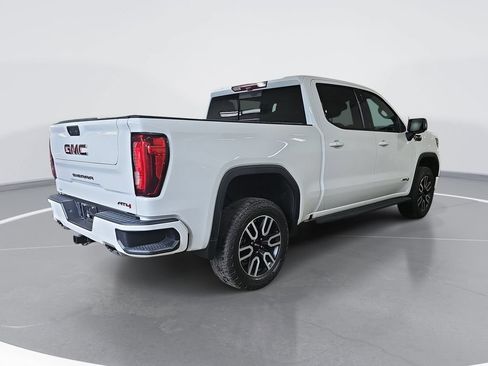 Certified 2022 GMC Sierra 1500 AT4 w/ AT4 Premium Package AWD/4WD image 3