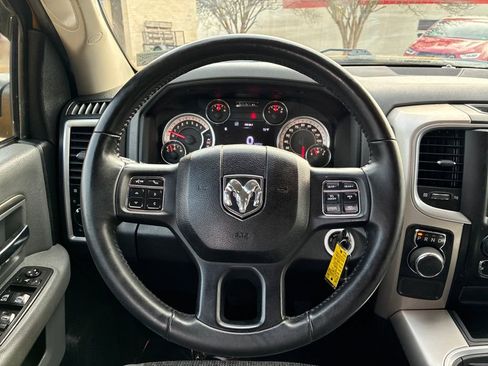 Used 2016 RAM 1500 Lone Star image 28