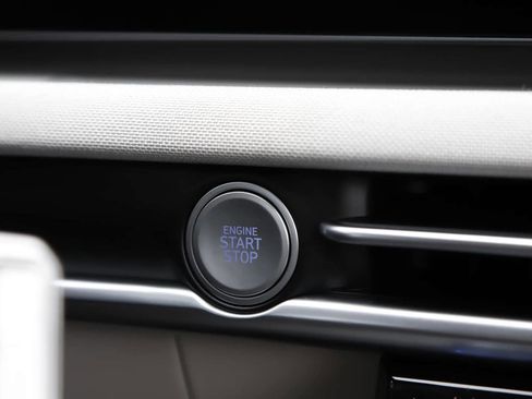 New 2026 Hyundai Tucson Limited image 21