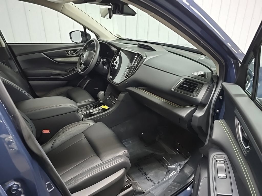 Used 2025 Subaru Ascent Bronze Edition AWD/4WD image 16