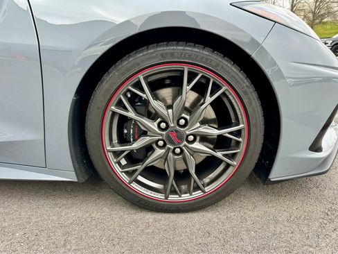 Used 2024 Chevrolet Corvette Stingray Premium Conv w/ Z51 Performance Package image 4