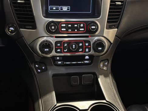 Used 2016 GMC Yukon SLT w/ HD Trailering Package AWD/4WD image 28