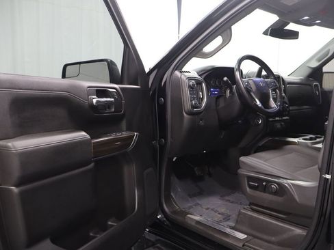 Used 2021 Chevrolet Silverado 1500 LT Trail Boss image 10