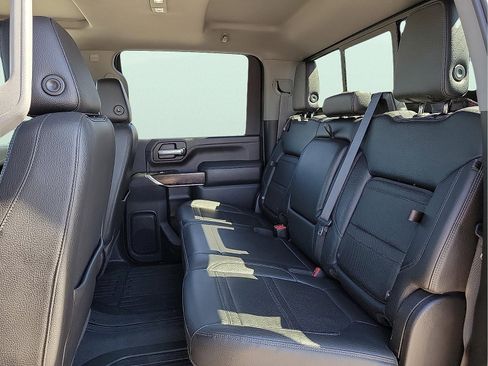 Used 2021 GMC Sierra 3500 Denali w/ Denali Ultimate Package image 8