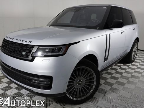 Used 2023 Land Rover Range Rover SE image 1