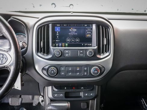 Used 2019 Chevrolet Colorado LT image 19