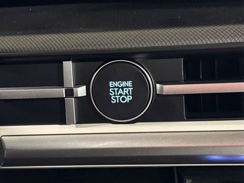 New 2026 Hyundai Santa Fe SE image 19