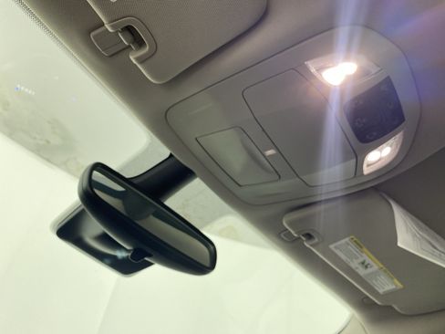 Used 2023 Chrysler Voyager LX FWD image 23