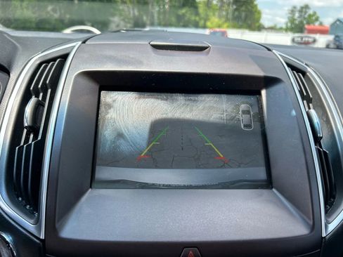 Used 2017 Ford Edge Titanium w/ Equipment Group 301A image 17