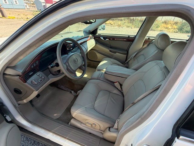 Used 2004 Cadillac De Ville FWD image 9
