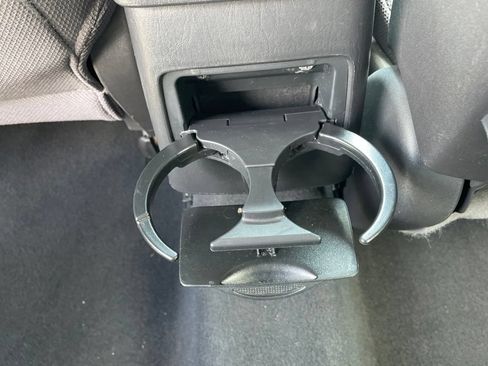 Used 2007 Toyota Matrix FWD image 20