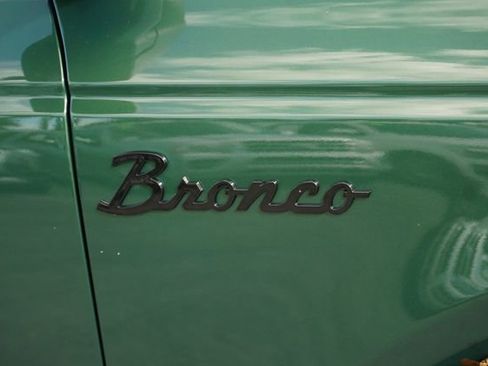 Certified 2023 Ford Bronco Black Diamond AWD/4WD image 26