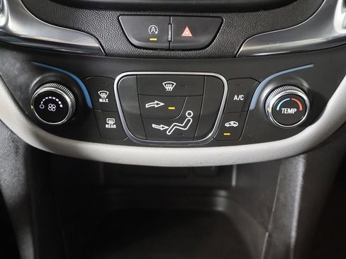 Used 2024 Chevrolet Equinox LS w/ LS Convenience Package FWD image 40