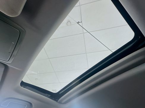 Used 2019 Honda CR-V EX image 24