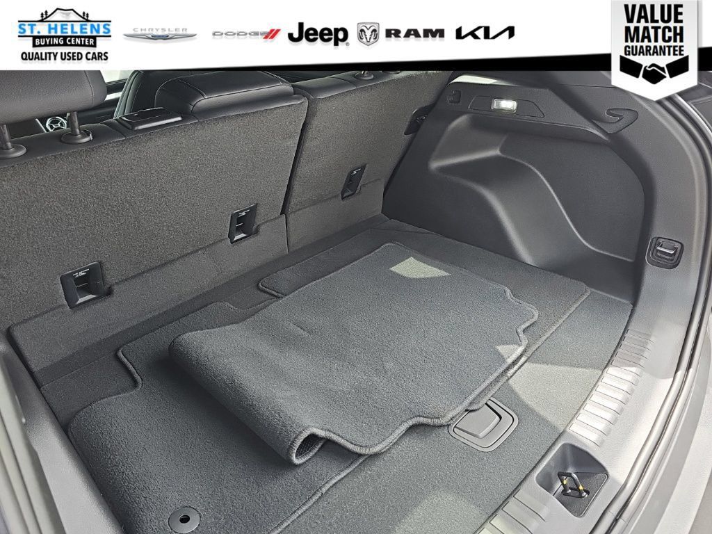 Used 2024 Chevrolet Blazer EV LT AWD/4WD image 36