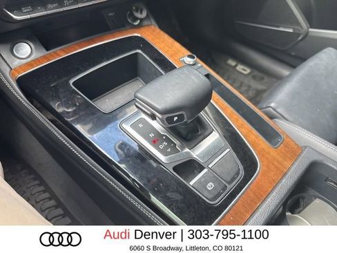 Used 2023 Audi Q5 2.0T Prestige w/ Prestige Package image 9