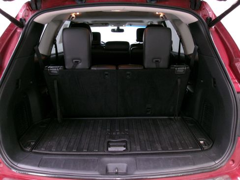 Used 2014 Nissan Pathfinder Platinum w/ Platinum Premium Package image 14
