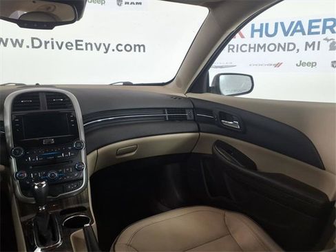 Used 2015 Chevrolet Malibu LT w/ Leather Package image 16