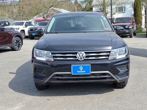 Used 2019 Volkswagen Tiguan SE w/ Panoramic Sunroof Package AWD/4WD image 2