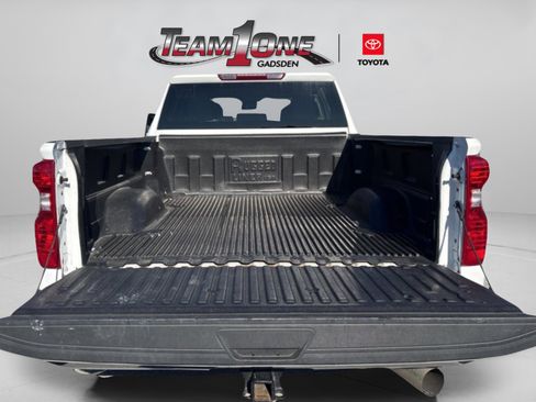 Used 2024 Chevrolet Silverado 2500 LT image 34