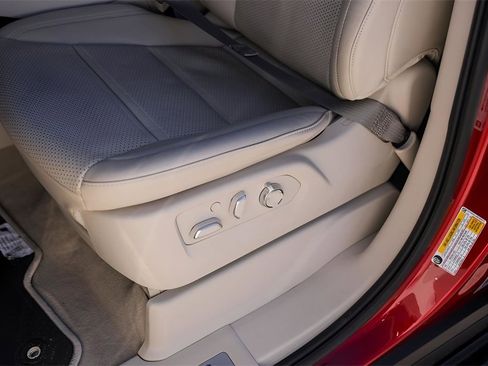 Used 2024 Cadillac Escalade Premium Luxury Platinum w/ Heavy-Duty Trailer Package image 8