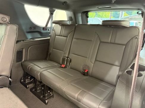 Used 2024 Chevrolet Suburban RST w/ Luxury Package AWD/4WD image 21