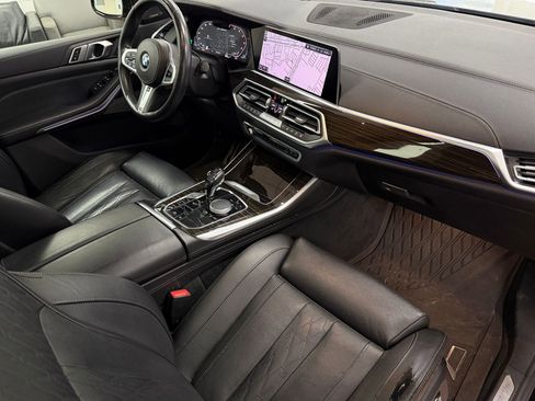 Used 2020 BMW X5 M50i image 31