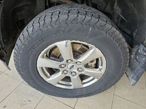 Used 2018 Ford F150 XLT w/ Equipment Group 302A Luxury image 10