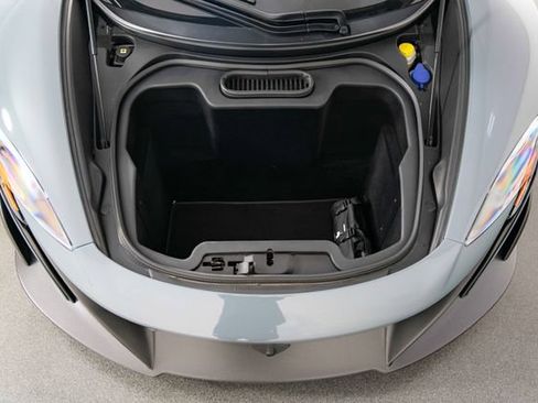 Used 2016 McLaren 675LT Coupe RWD image 28