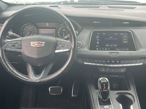 Used 2021 Cadillac XT4 Sport image 19