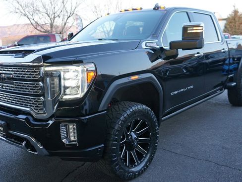 Used 2023 GMC Sierra 2500 Denali w/ Denali Ultimate Package image 7