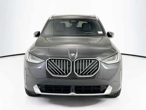 Used 2025 BMW X3 xDrive30i w/ Premium Package AWD/4WD image 2