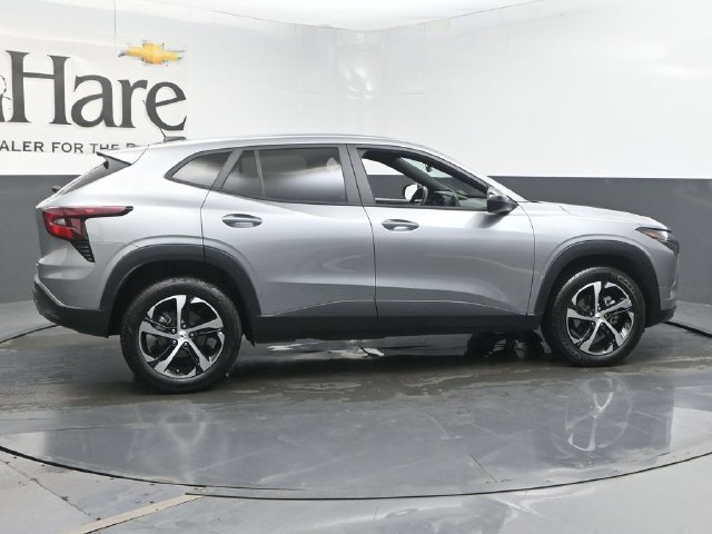 Used 2024 Chevrolet Trax RS w/ Driver Confidence Package FWD image 41