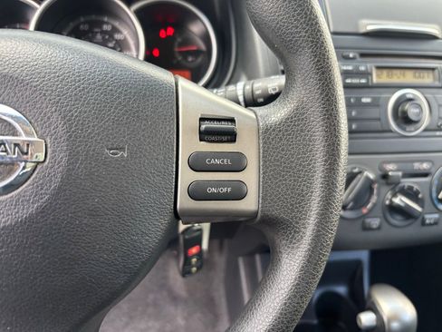 Used 2011 Nissan Versa 1.8 S w/ Plus Pkg image 14