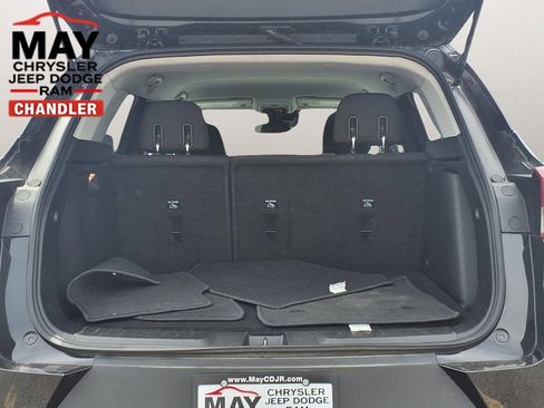 Used 2025 Chevrolet TrailBlazer LT AWD/4WD image 16