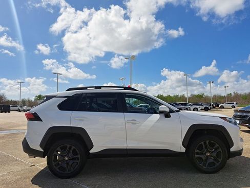 Used 2024 Toyota RAV4 Adventure AWD/4WD image 4